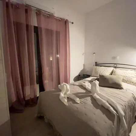 Pezula Mani Appartamento Yerolimin