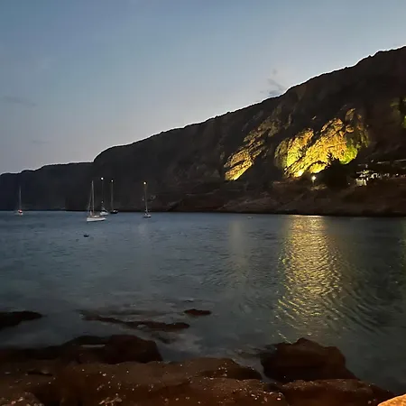 Pezula Mani ييروميلين
