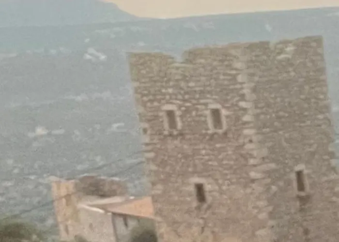 Pezula Mani