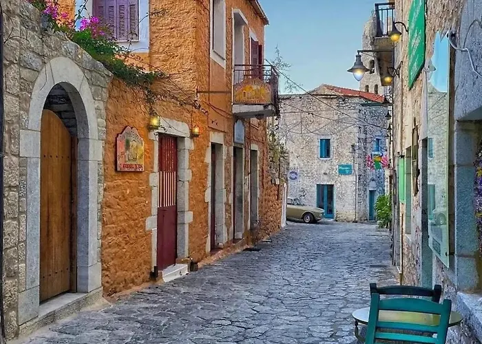 Pezula Mani