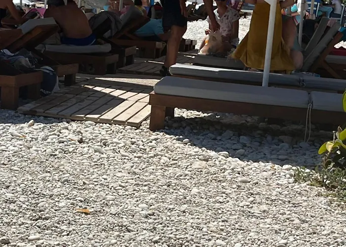 Pezula Mani Apartman *